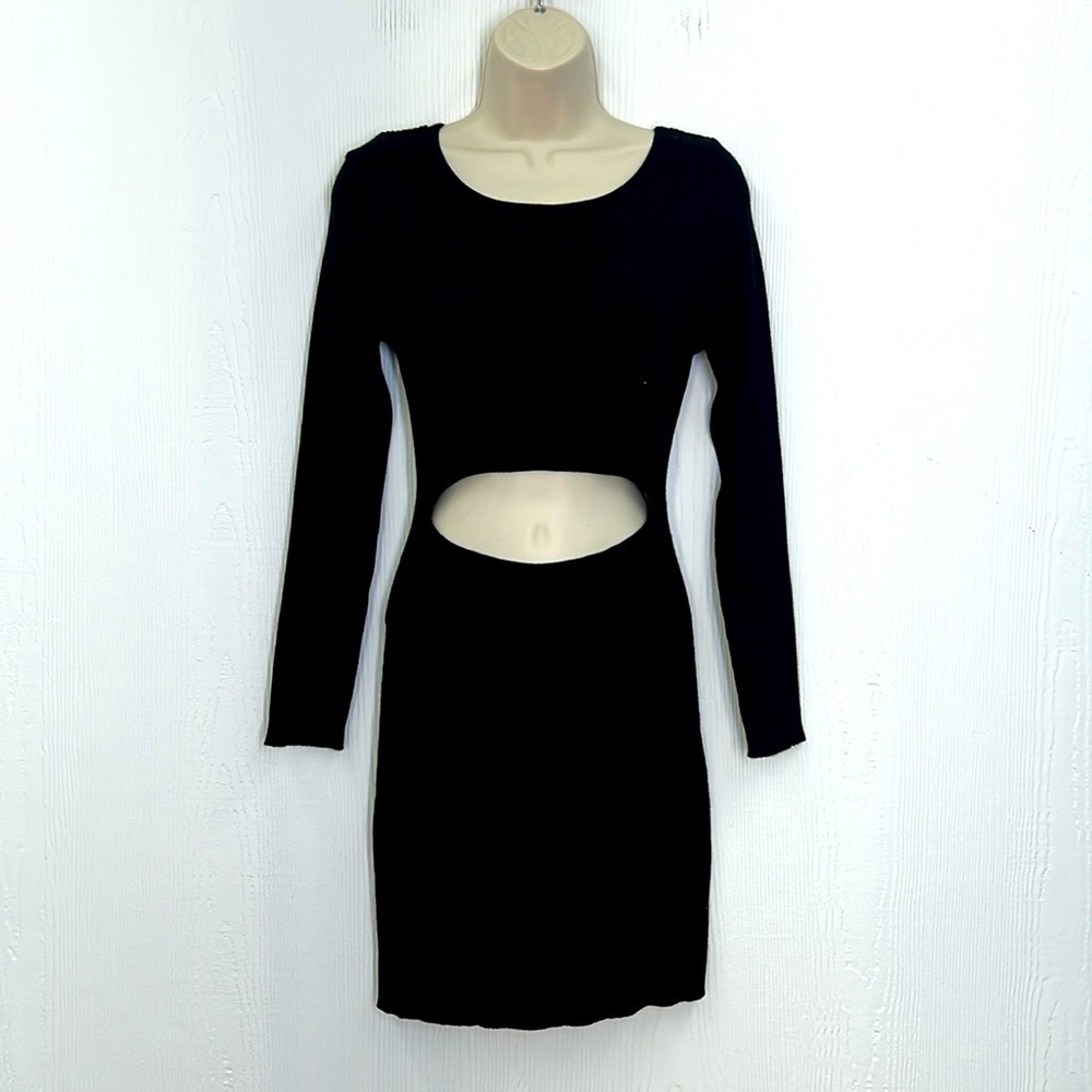 House Of Harlow 1960 - NWT Ribbed Long Sleeve Midriff Cutout Mini Dress Size M
